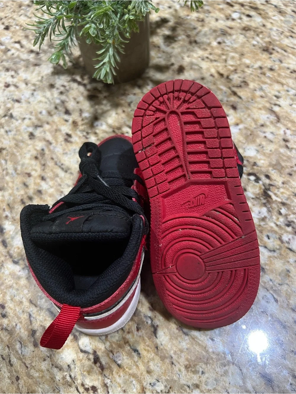Nike Air Jordan Toddler Red & Black Low-Top Sneakers 7C